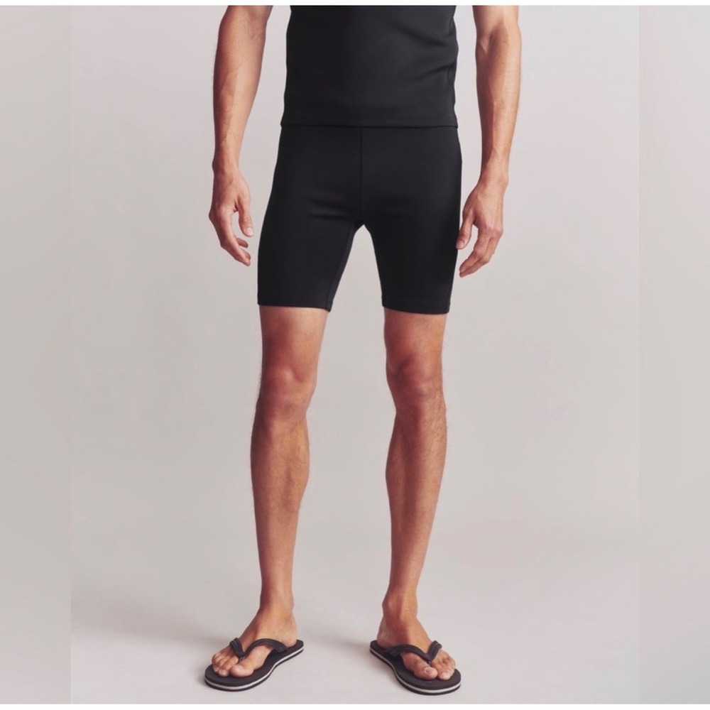 NWT Rhone Freeride Jammer Short Size M Black Water Resistant Swim Compression